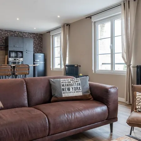Appartement voyageurs à Valognes Extérieur photo